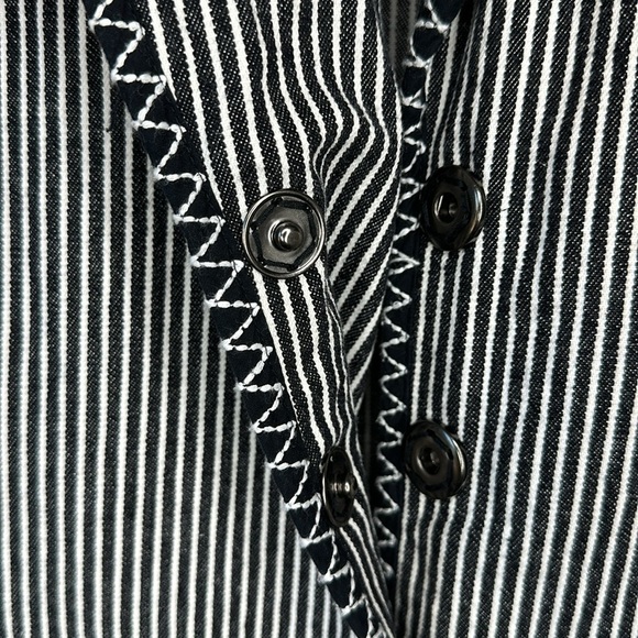 Talbots Black and White Striped Jean Jacket Blazer Size 8 - Picture 3 of 13
